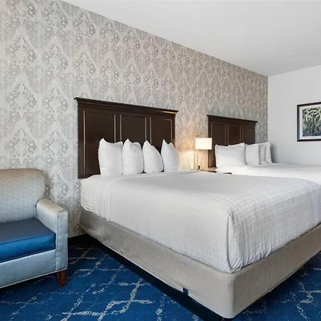 Best Western Plus New Richmond Inn & Suites Exterior photo