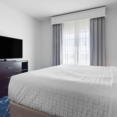 Best Western Plus New Richmond Inn & Suites Exterior photo