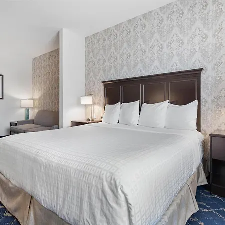 Best Western Plus New Richmond Inn & Suites Exterior photo