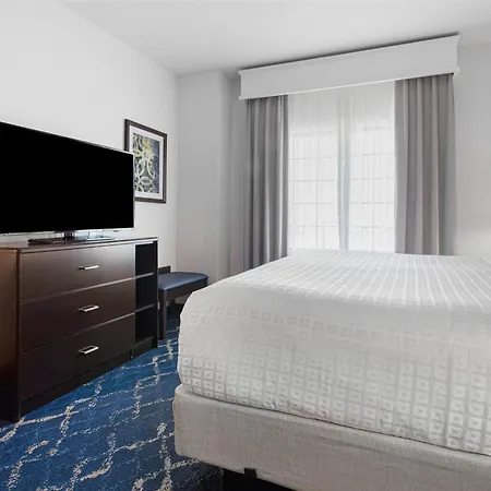 Best Western Plus New Richmond Inn & Suites Exterior photo