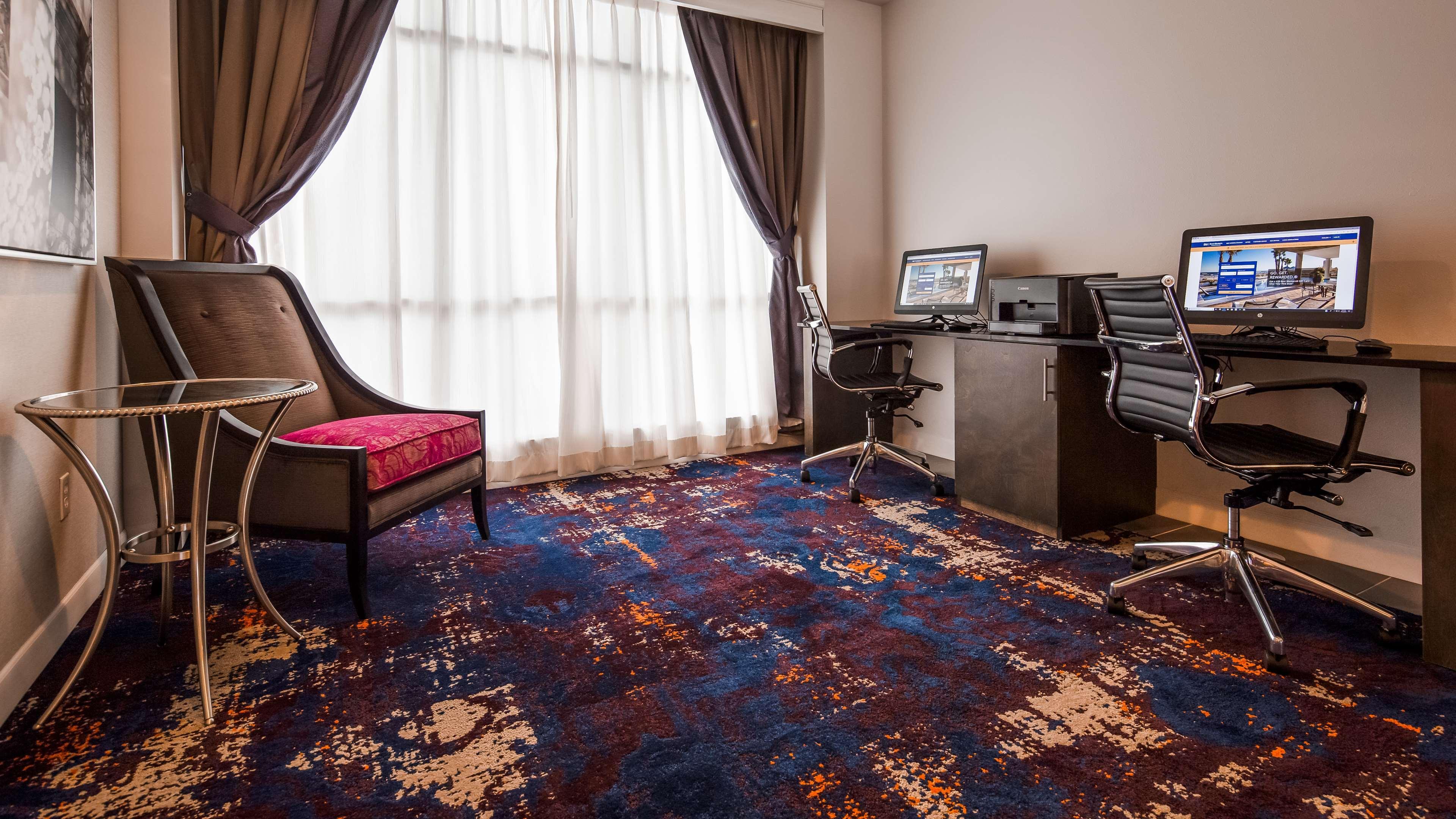 Hotel Western & 3*
