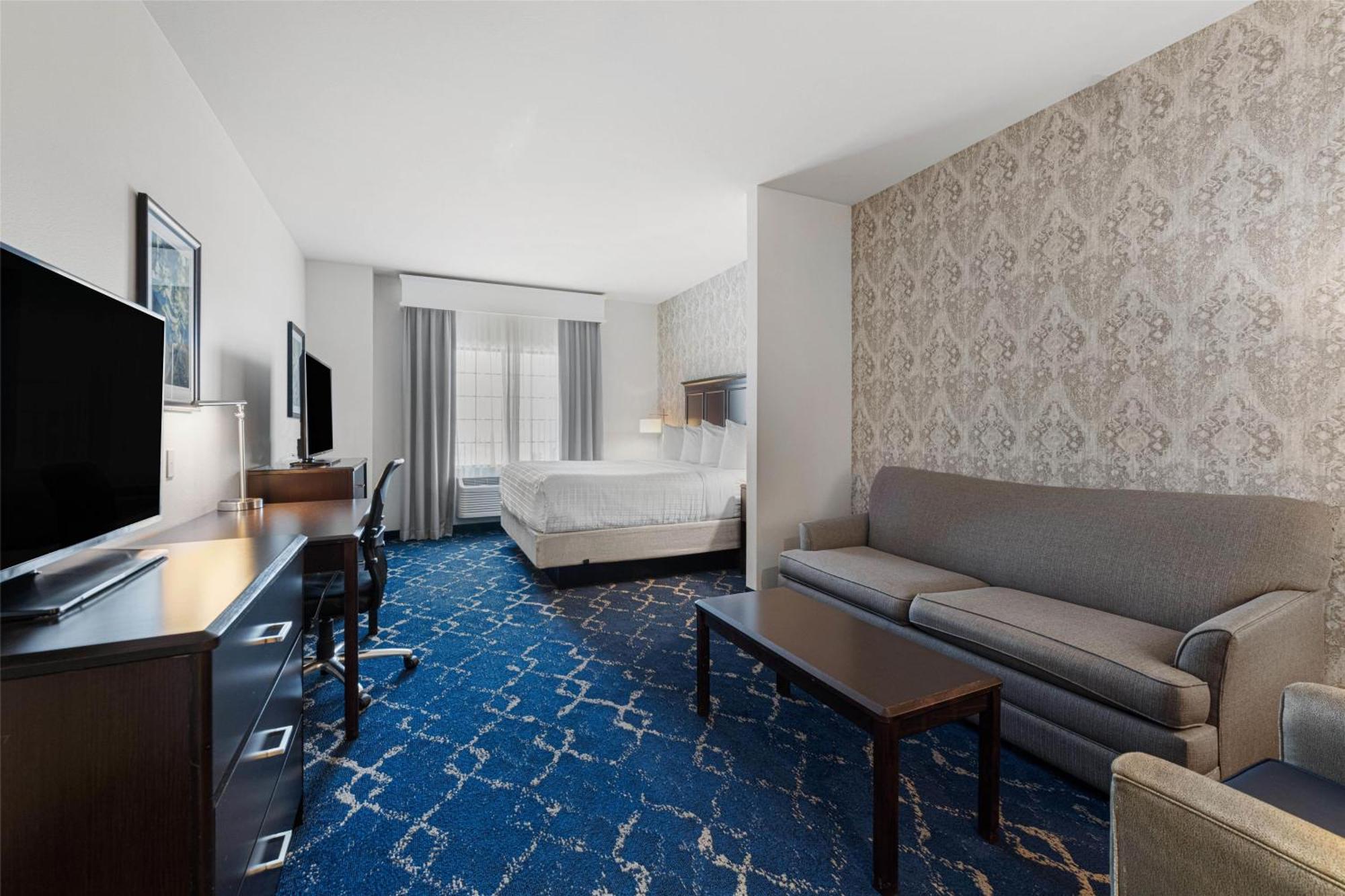 Western & Hotel