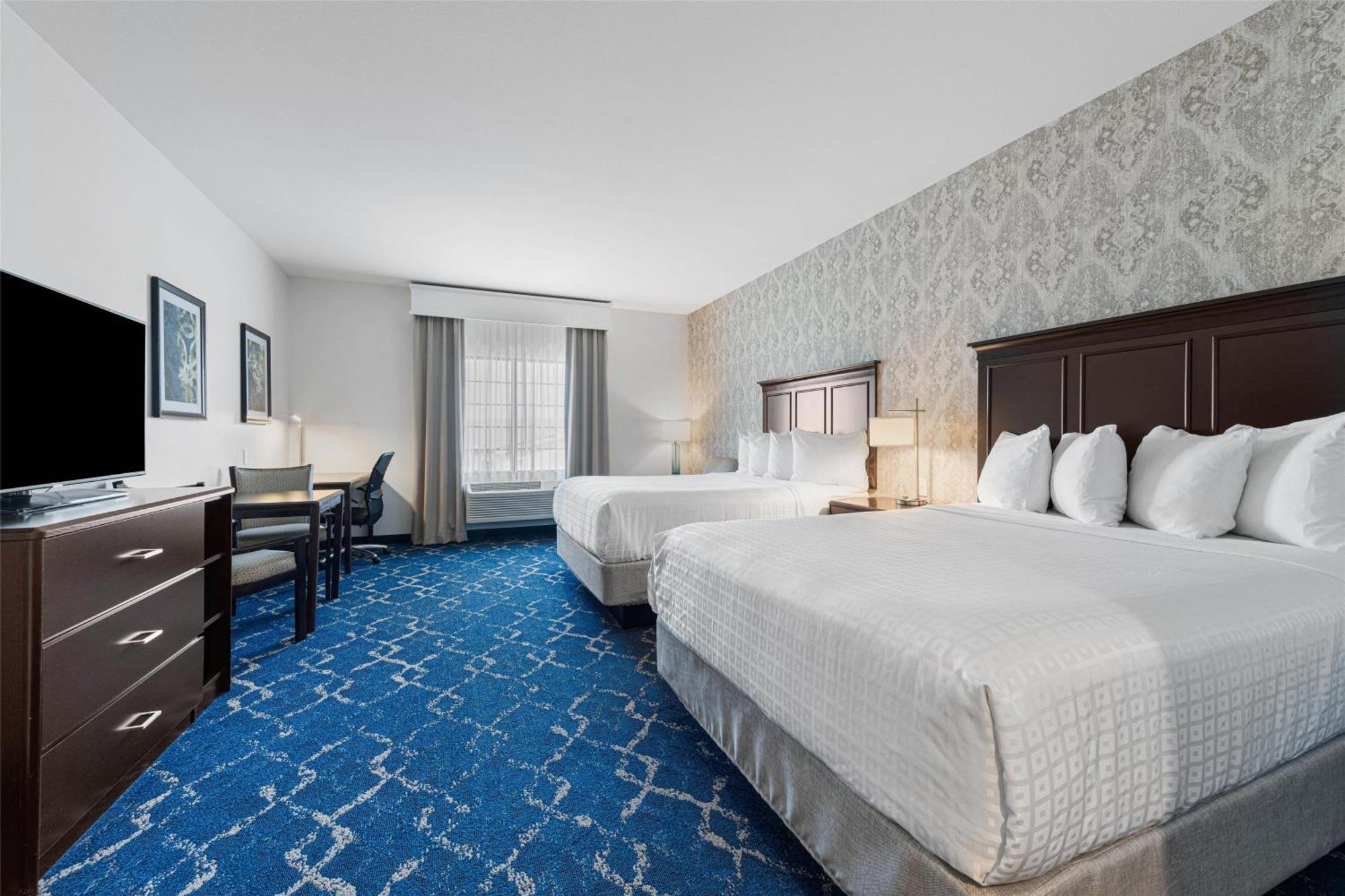 Western & Hotel